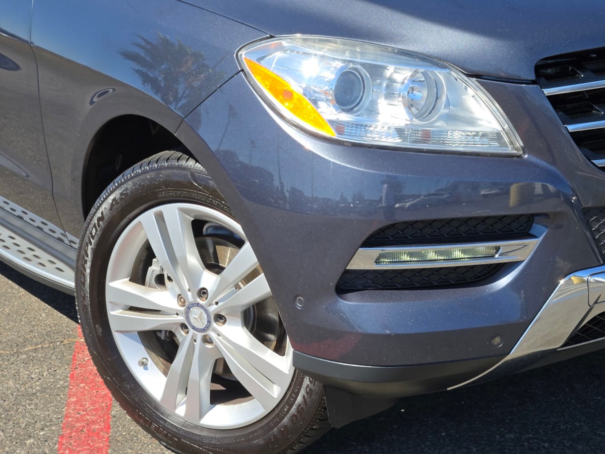 2015 Mercedes Benz ML 350 photo 3