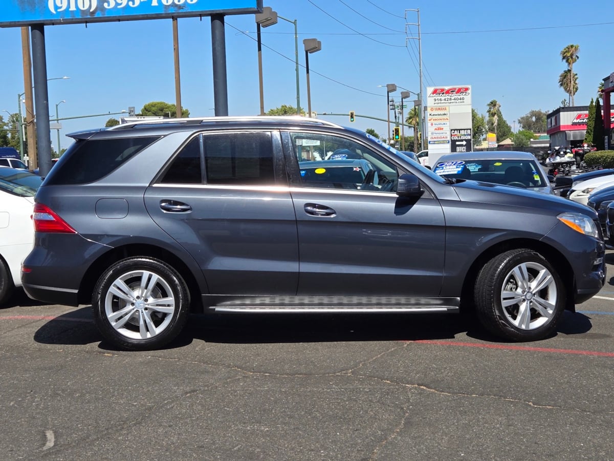 2015 Mercedes Benz ML 350 photo 4