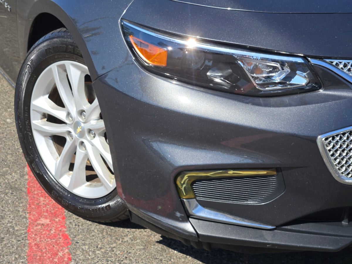 2016 Chevrolet Malibu 1LT photo 3