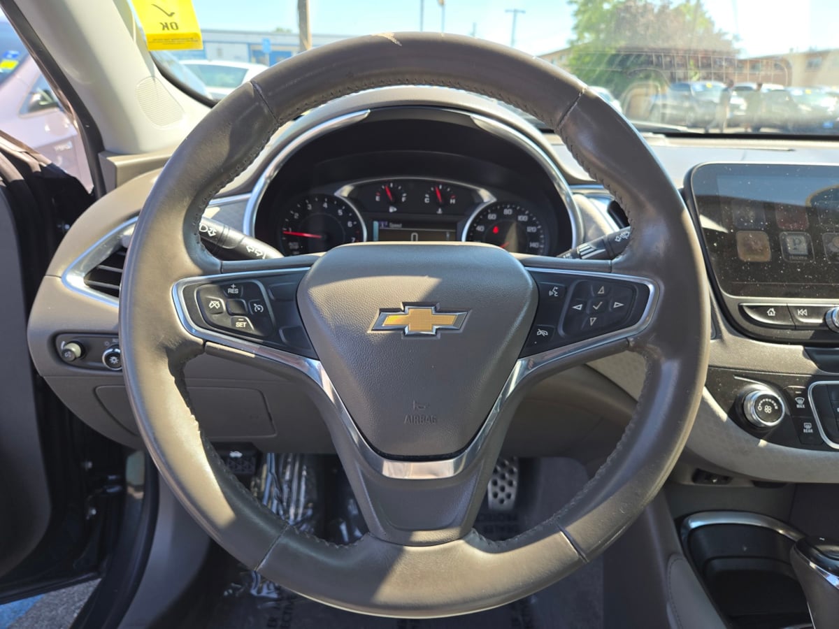 2016 Chevrolet Malibu 1LT photo 15