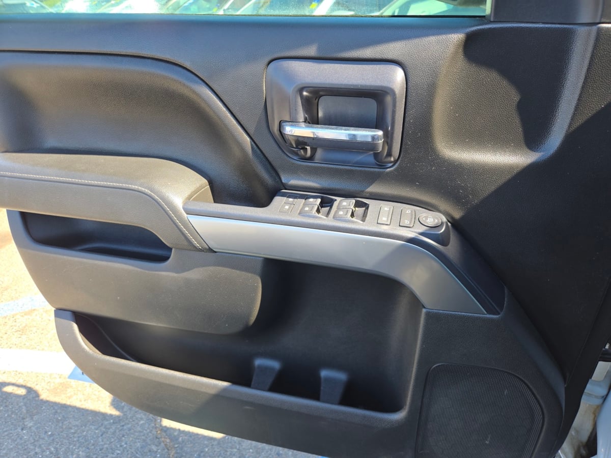2014 Chevrolet Silverado 1500 LT photo 11