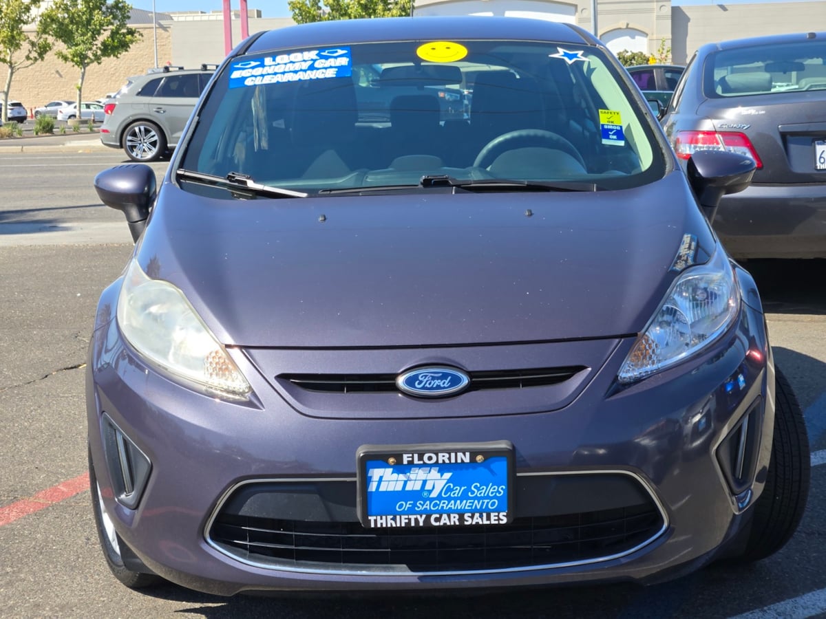 2012 Ford Fiesta SE photo 2