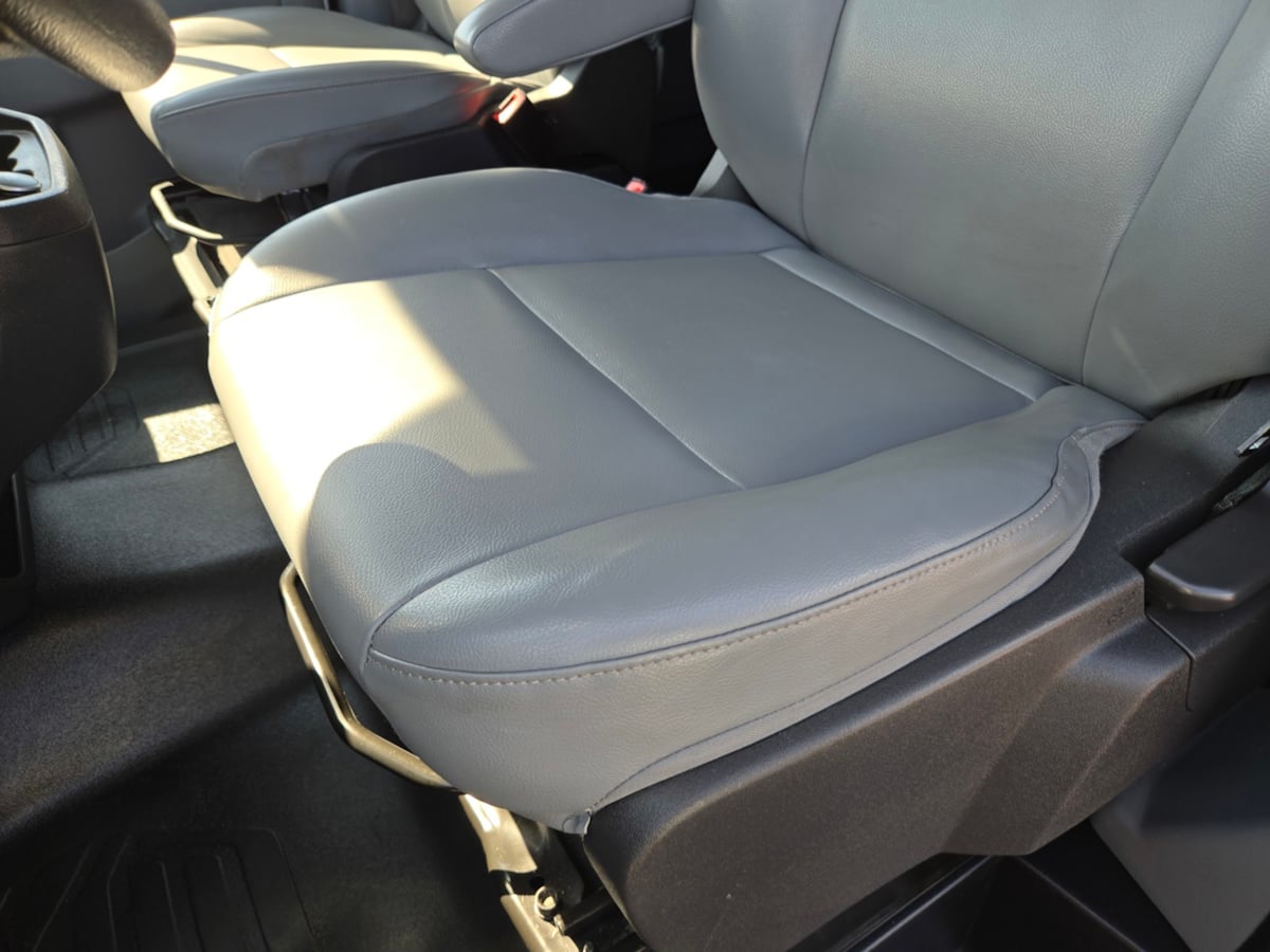2018 Ford Transit Passenger XL photo 4