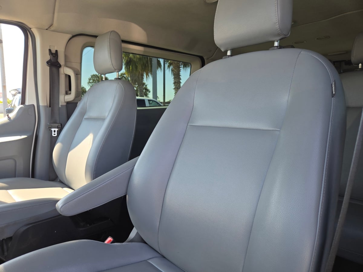 2018 Ford Transit Passenger XL photo 5