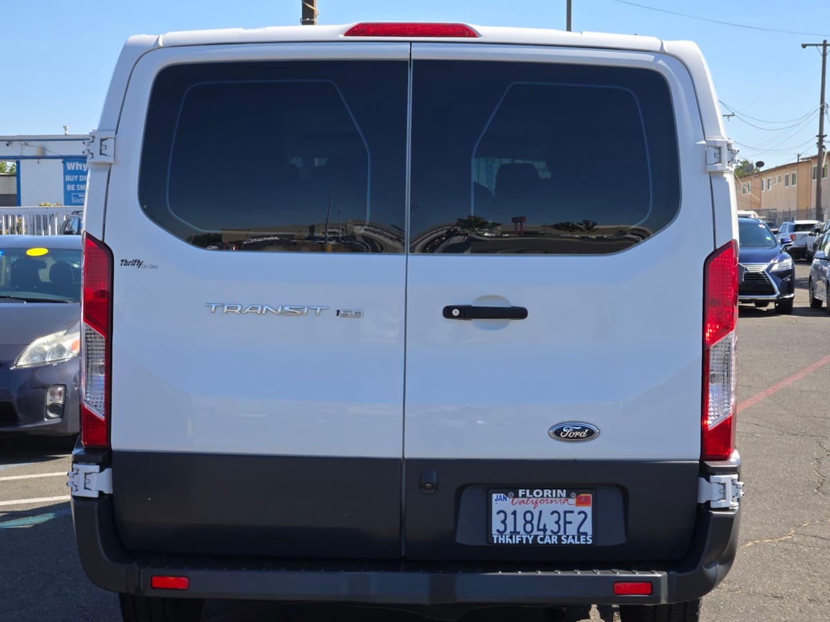 2018 Ford Transit Passenger XL photo 3