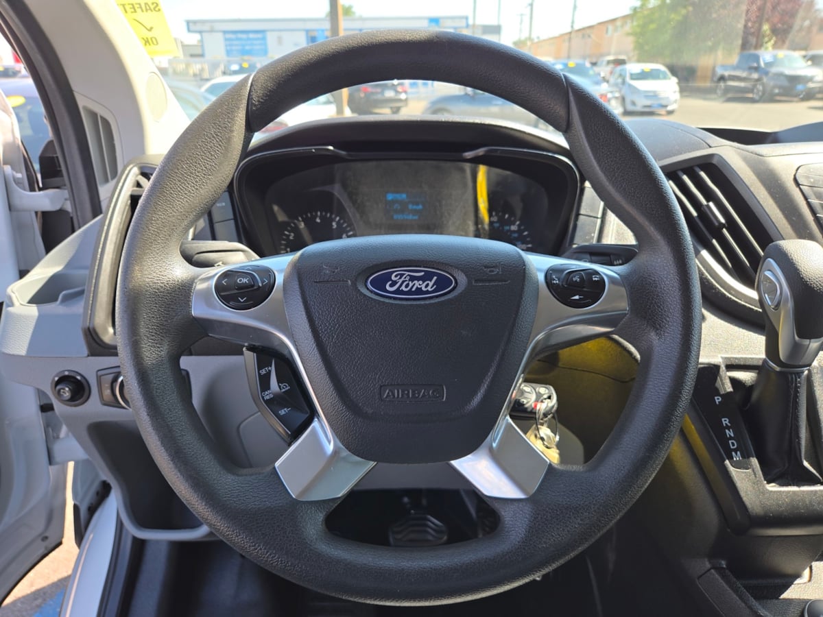 2018 Ford Transit Passenger XL photo 11