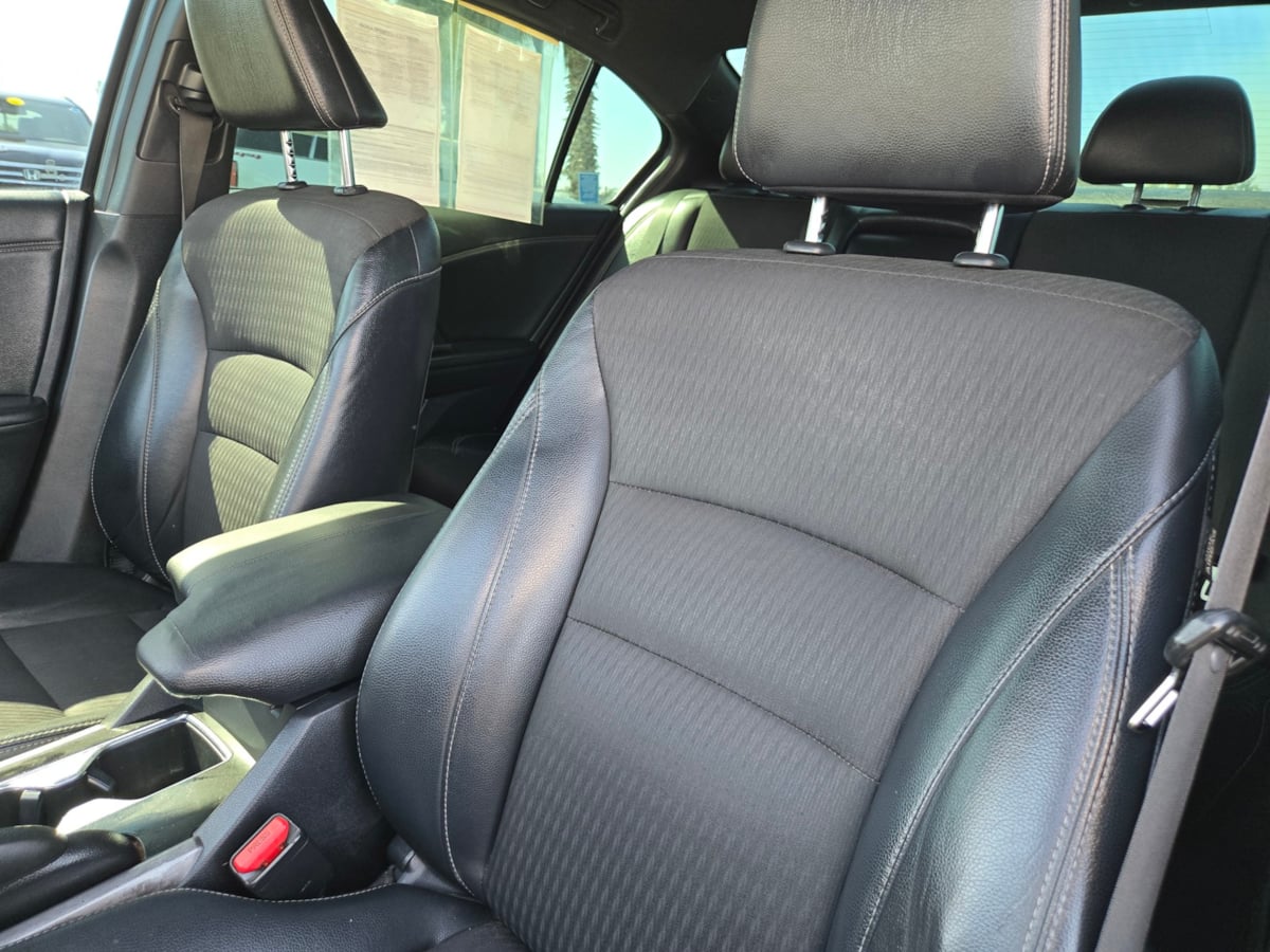 2016 Honda Accord Sport photo 8