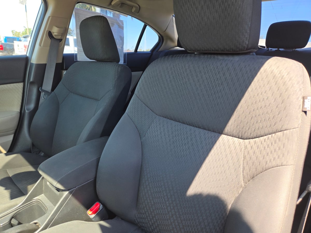 2015 Honda Civic LX photo 9