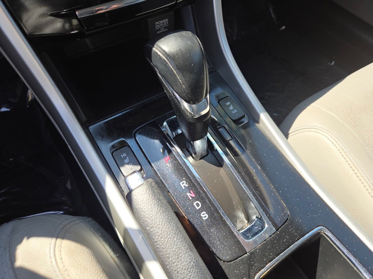 2016 Honda Accord EX-L V6 photo 13