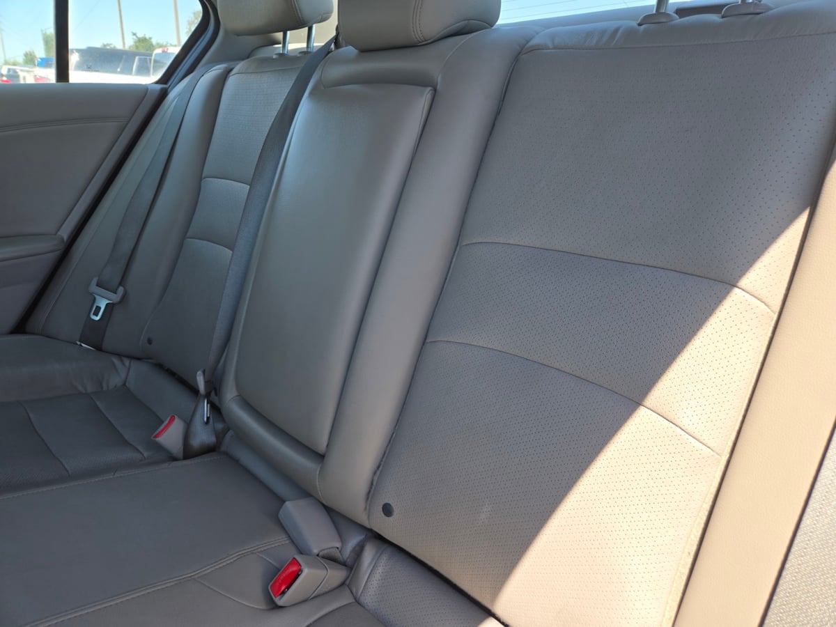 2016 Honda Accord EX-L V6 photo 7
