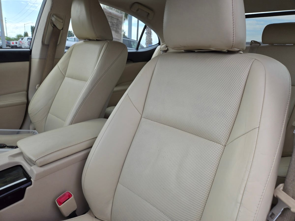2015 Lexus ES 350 photo 7