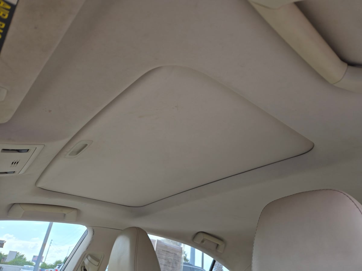 2015 Lexus ES 350 photo 9