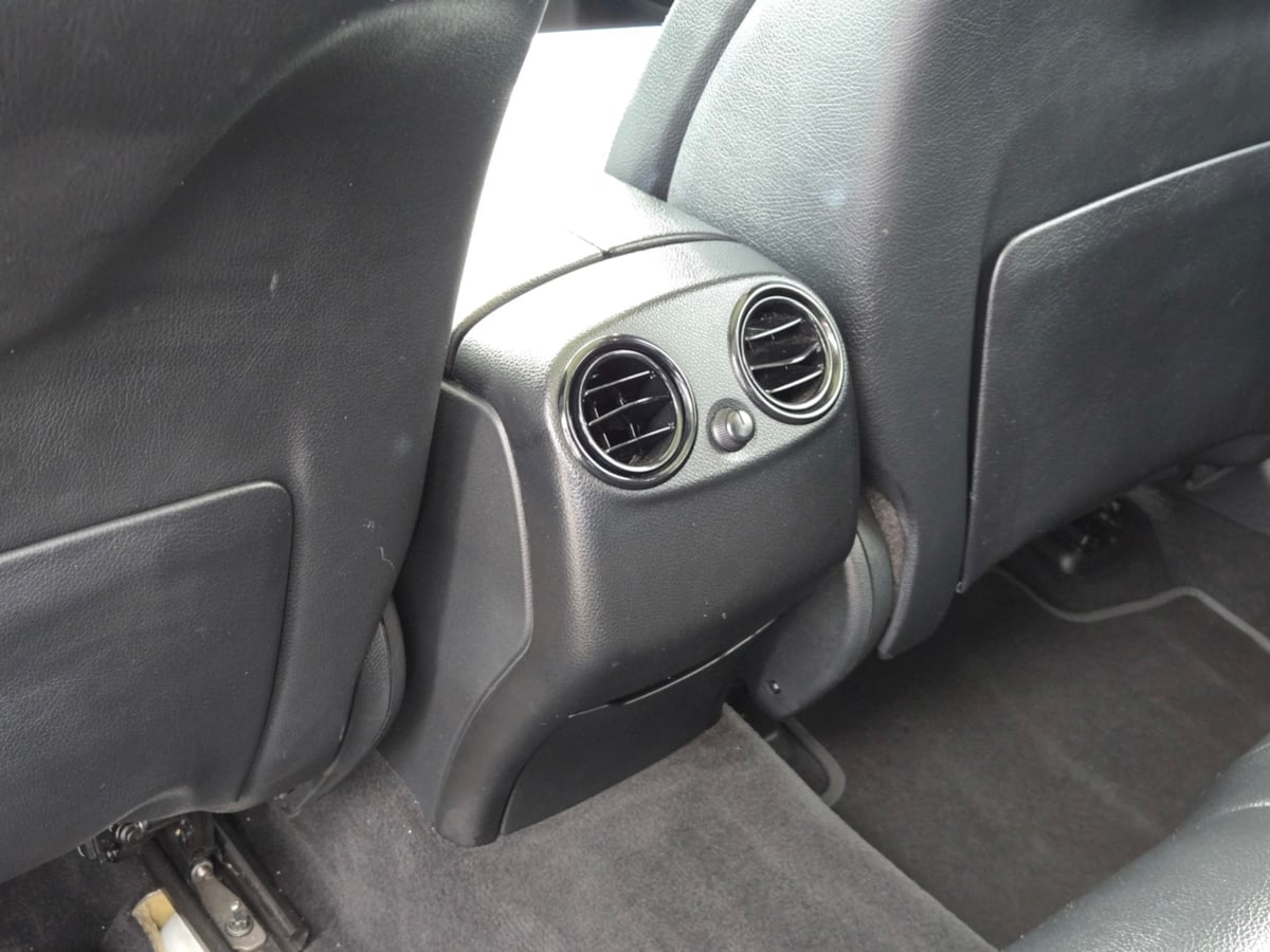 2017 Mercedes Benz GLC 300 4MATIC photo 8