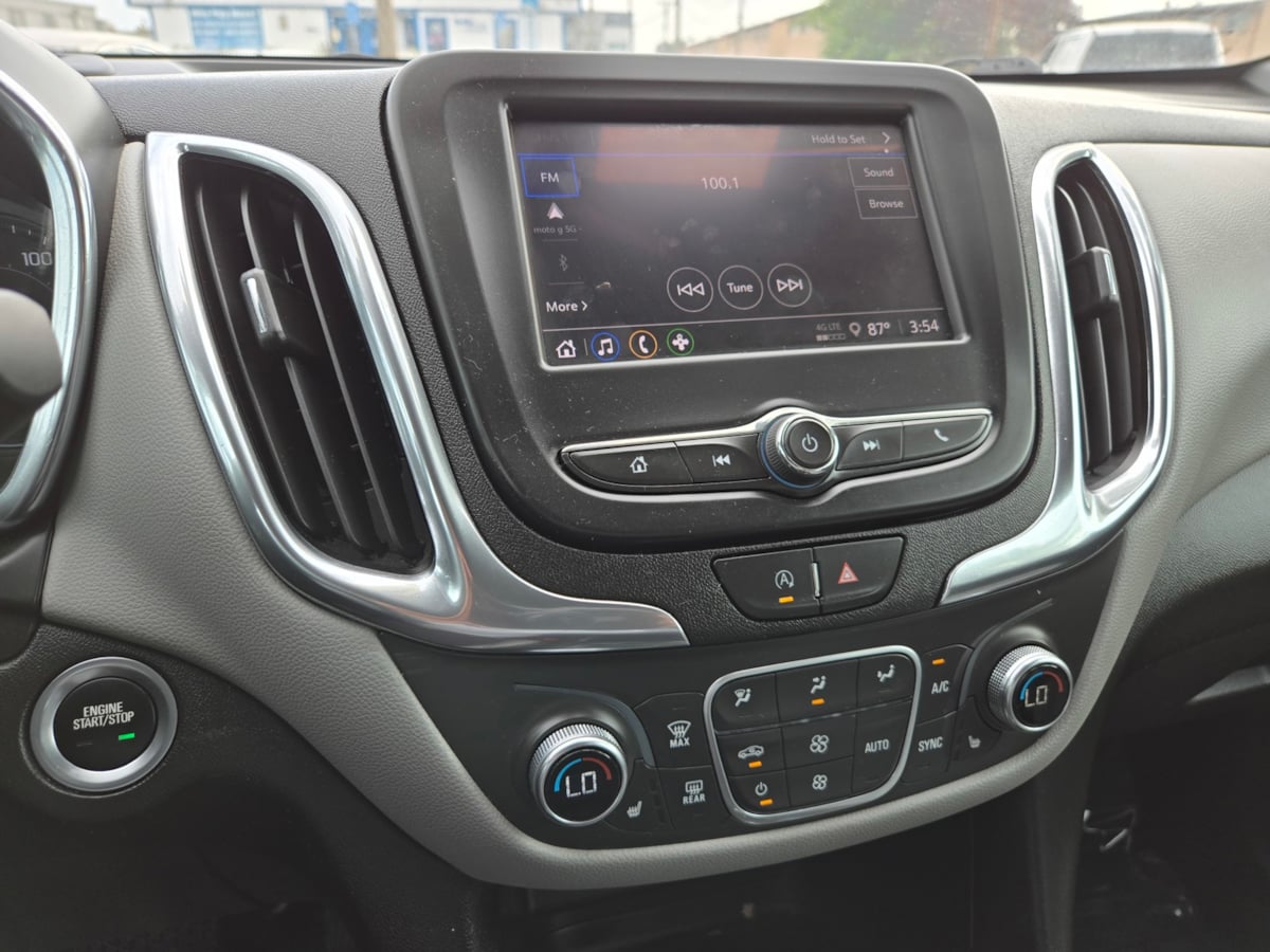 2024 Chevrolet Equinox LT photo 12