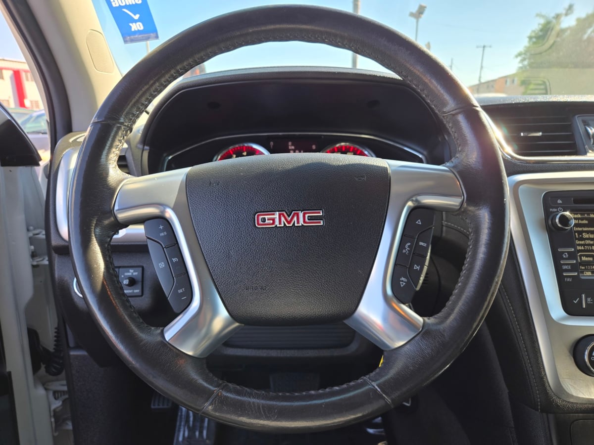 2015 Gmc Acadia SLE photo 13