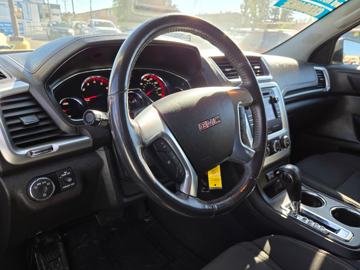 2015 Gmc Acadia SLE photo 9