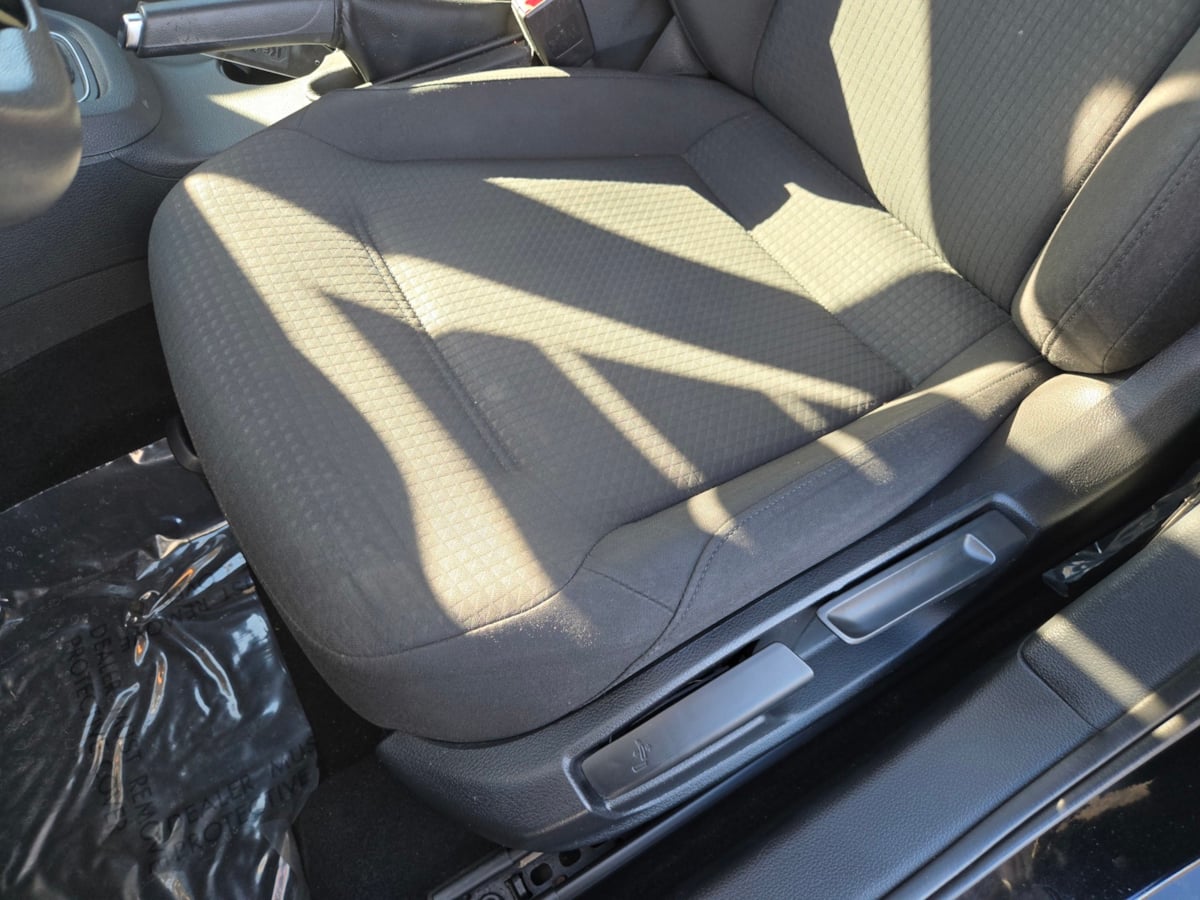 2015 Volkswagen Jetta 1.8T SE photo 9