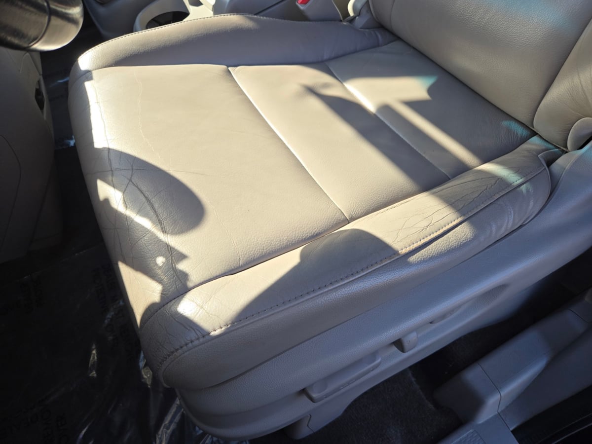 2012 Honda Odyssey EX-L photo 9