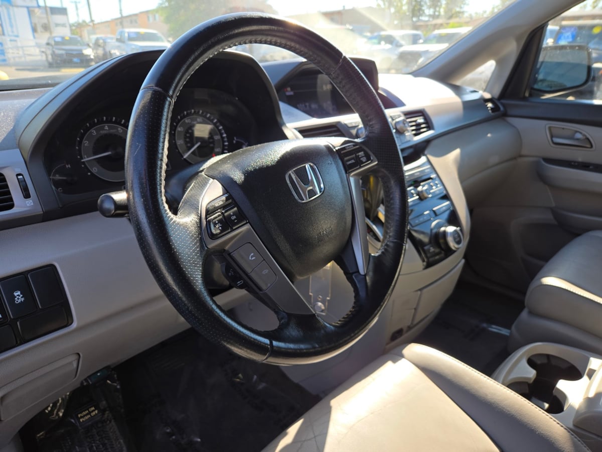 2012 Honda Odyssey EX-L photo 11
