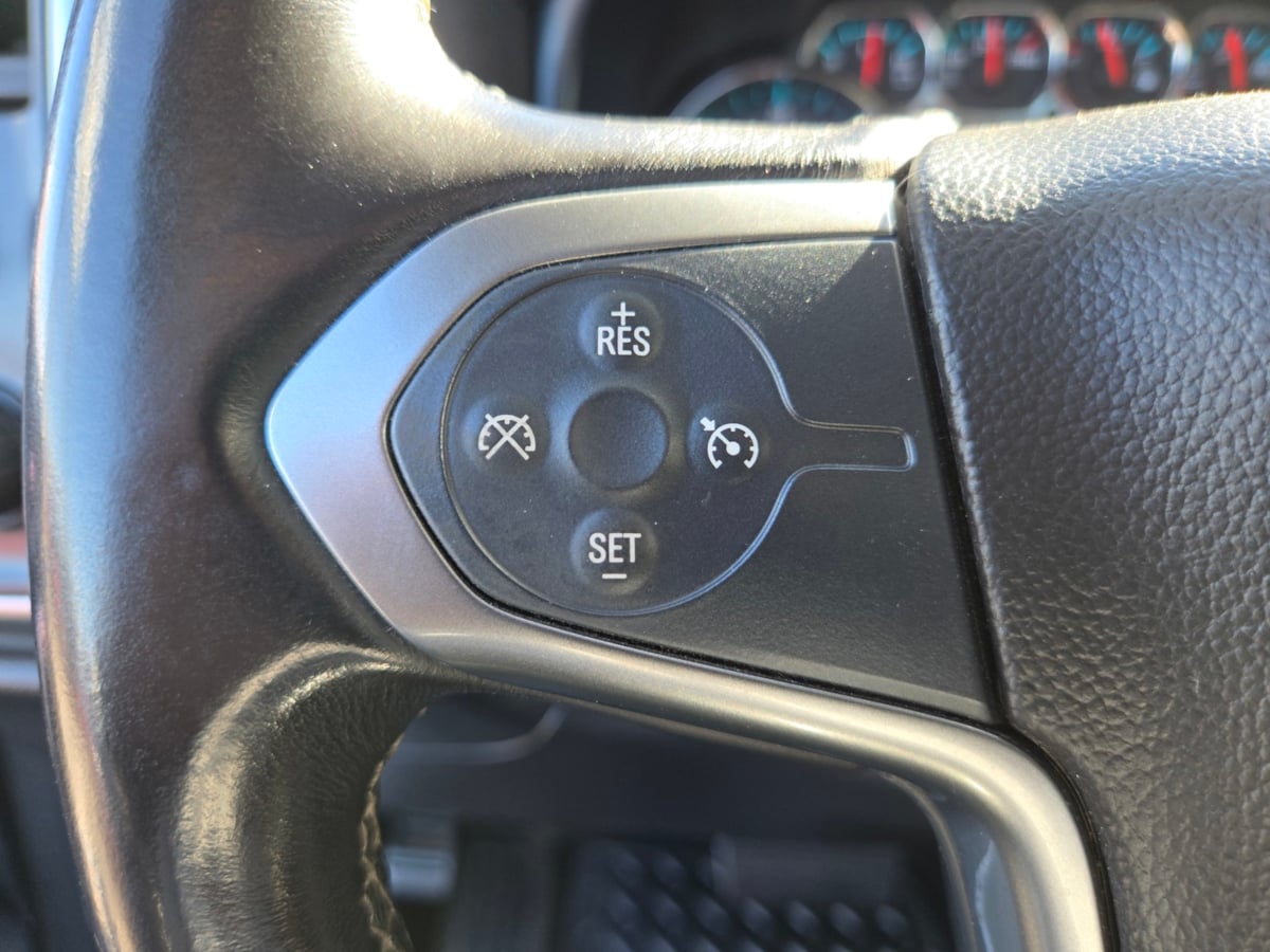 2015 Chevrolet Silverado 1500 LT photo 14