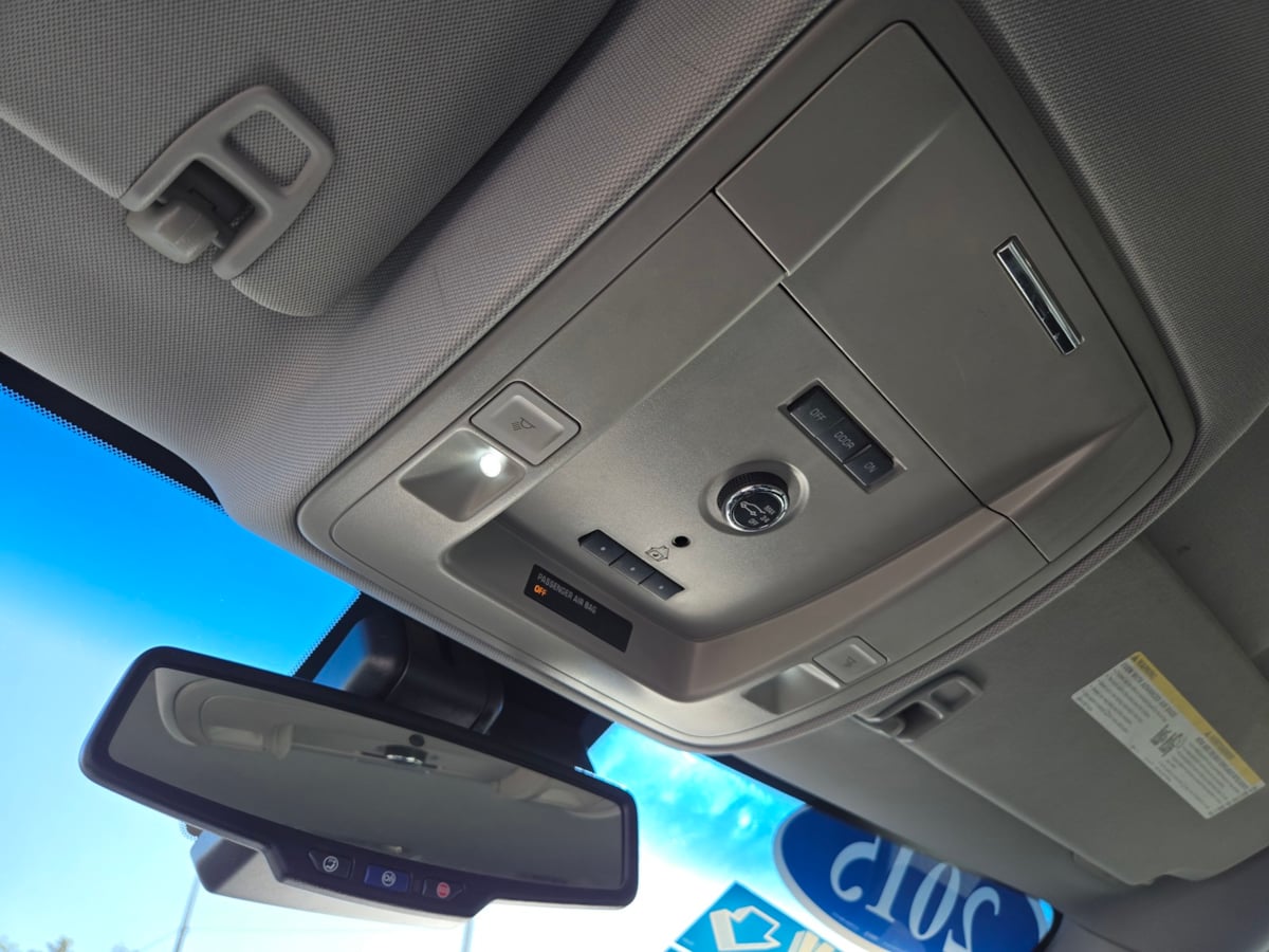 2015 Chevrolet Tahoe LT photo 12