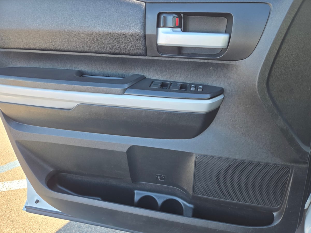 2019 Toyota Tundra SR5 Grade photo 8