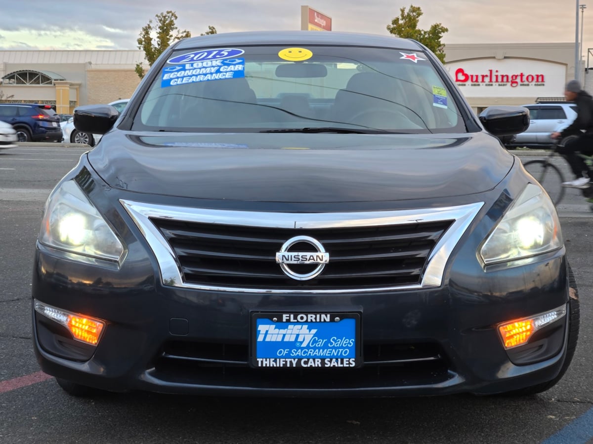 2015 Nissan Altima 2.5 S photo 2