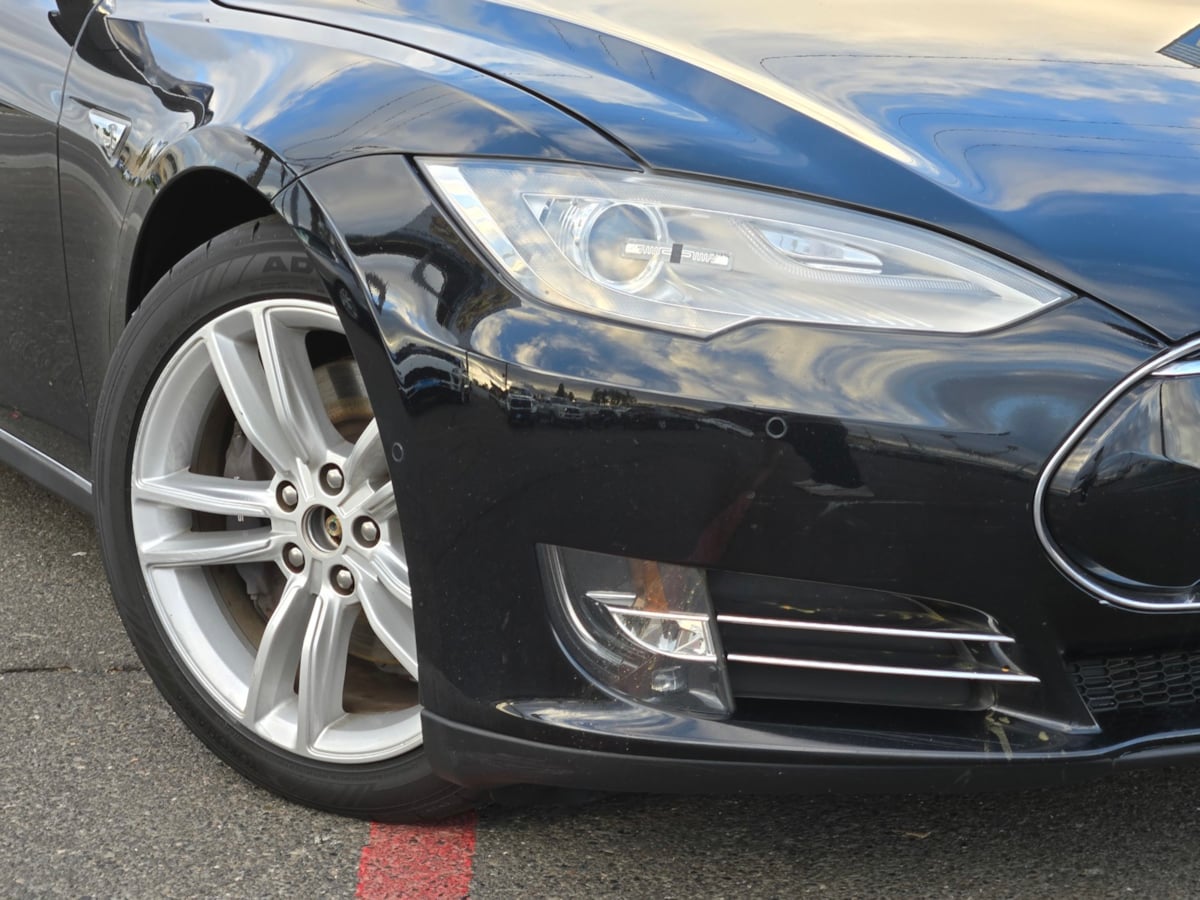 2016 Tesla Model S 85D photo 3