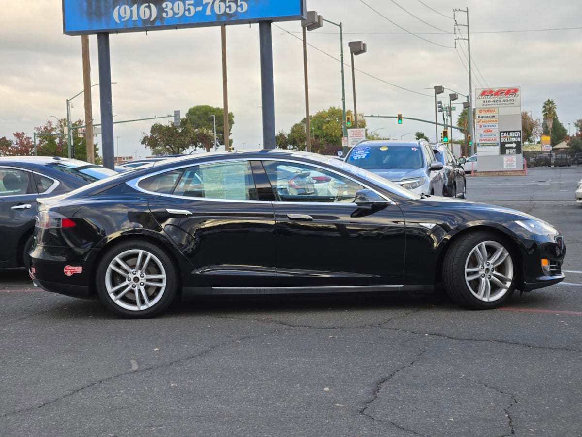 2016 Tesla Model S 85D photo 4