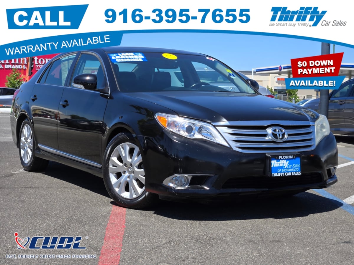 2012 Toyota Avalon Limited's photo