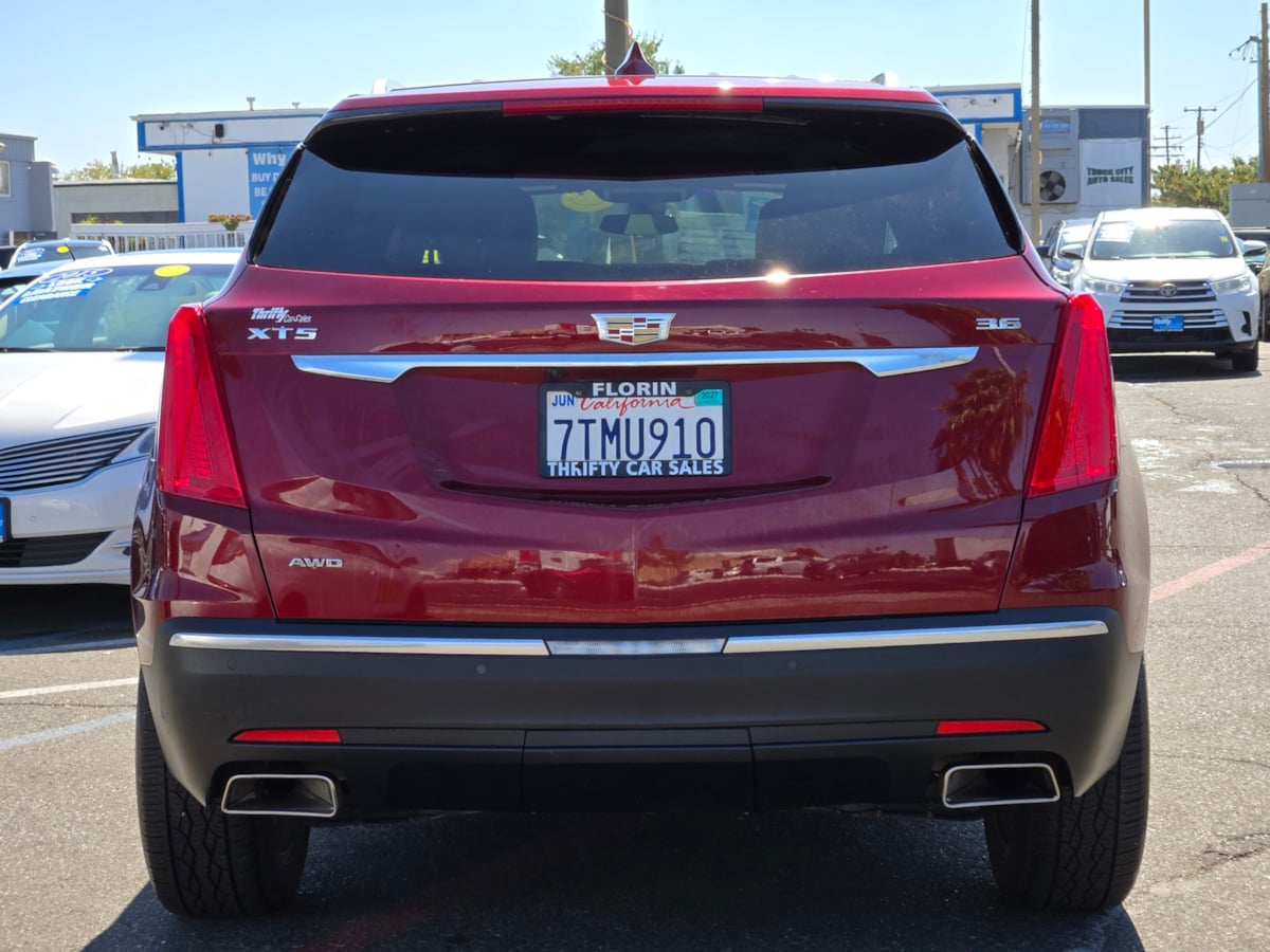 Cadillac XT5 photo 6