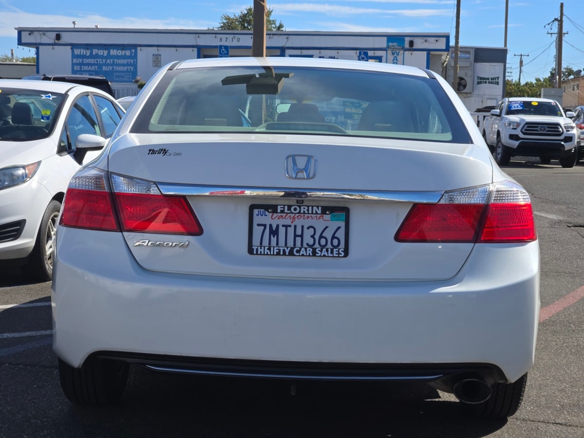 Honda Accord photo 6