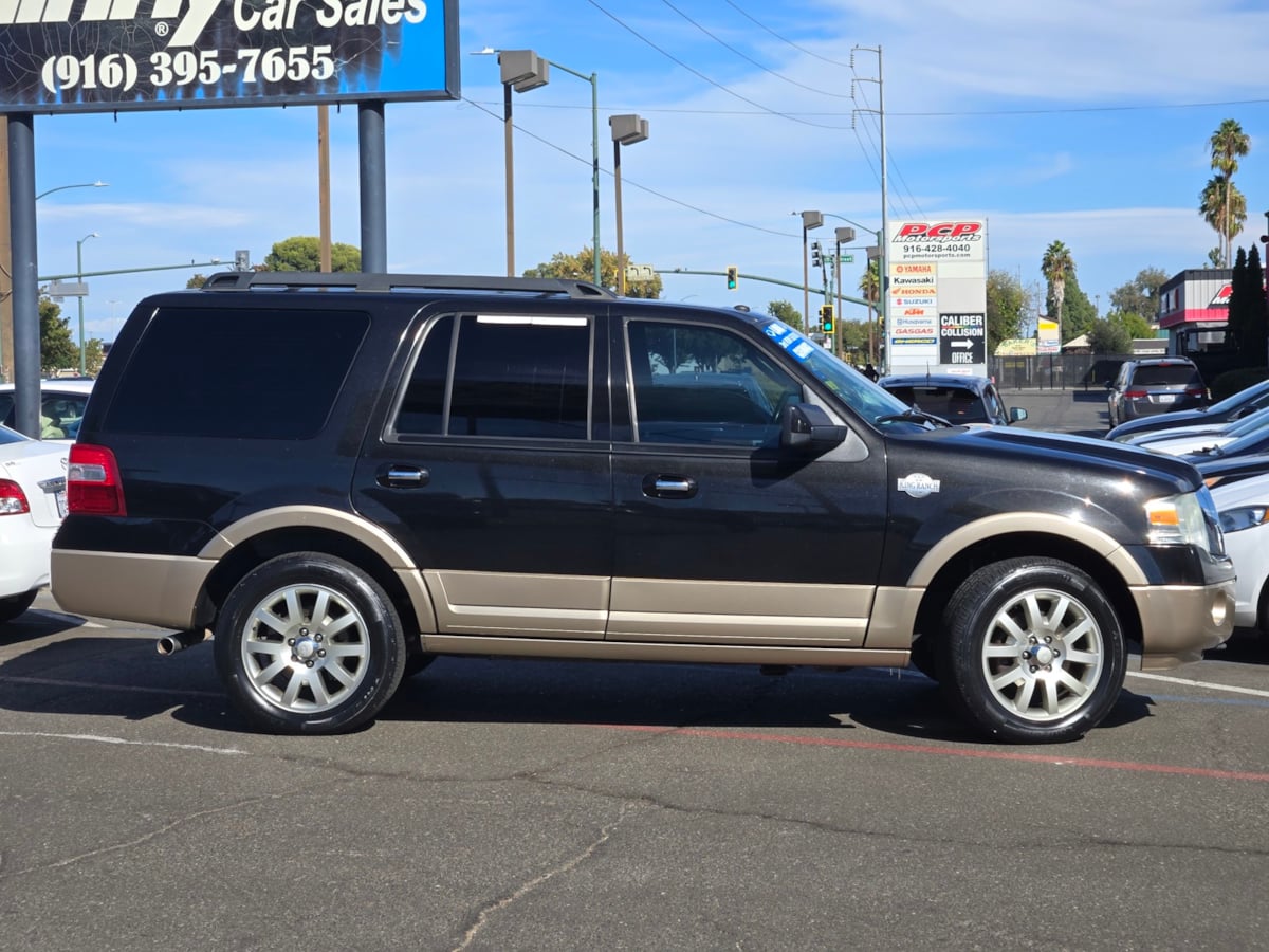 Ford Expedition photo 4