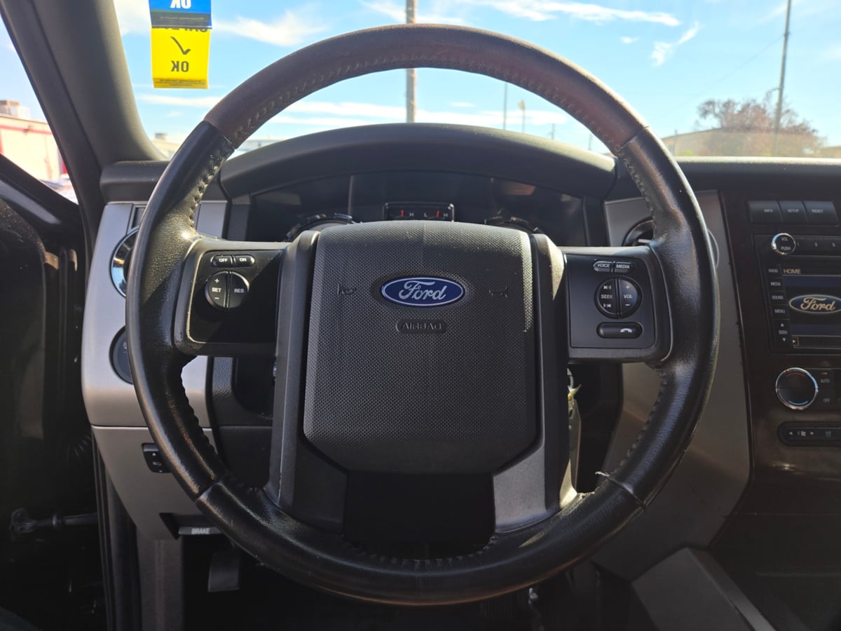 Ford Expedition photo 18