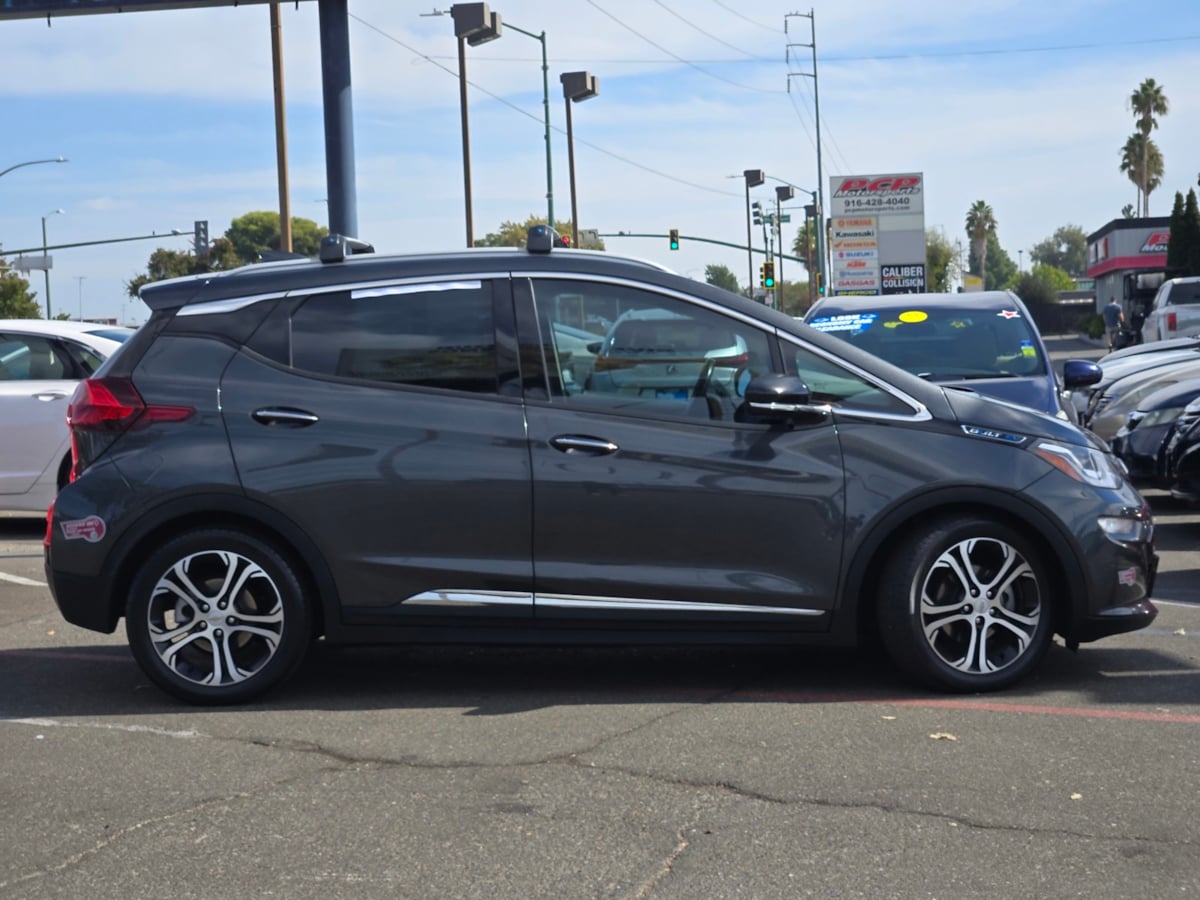 Chevrolet Bolt EV photo 4