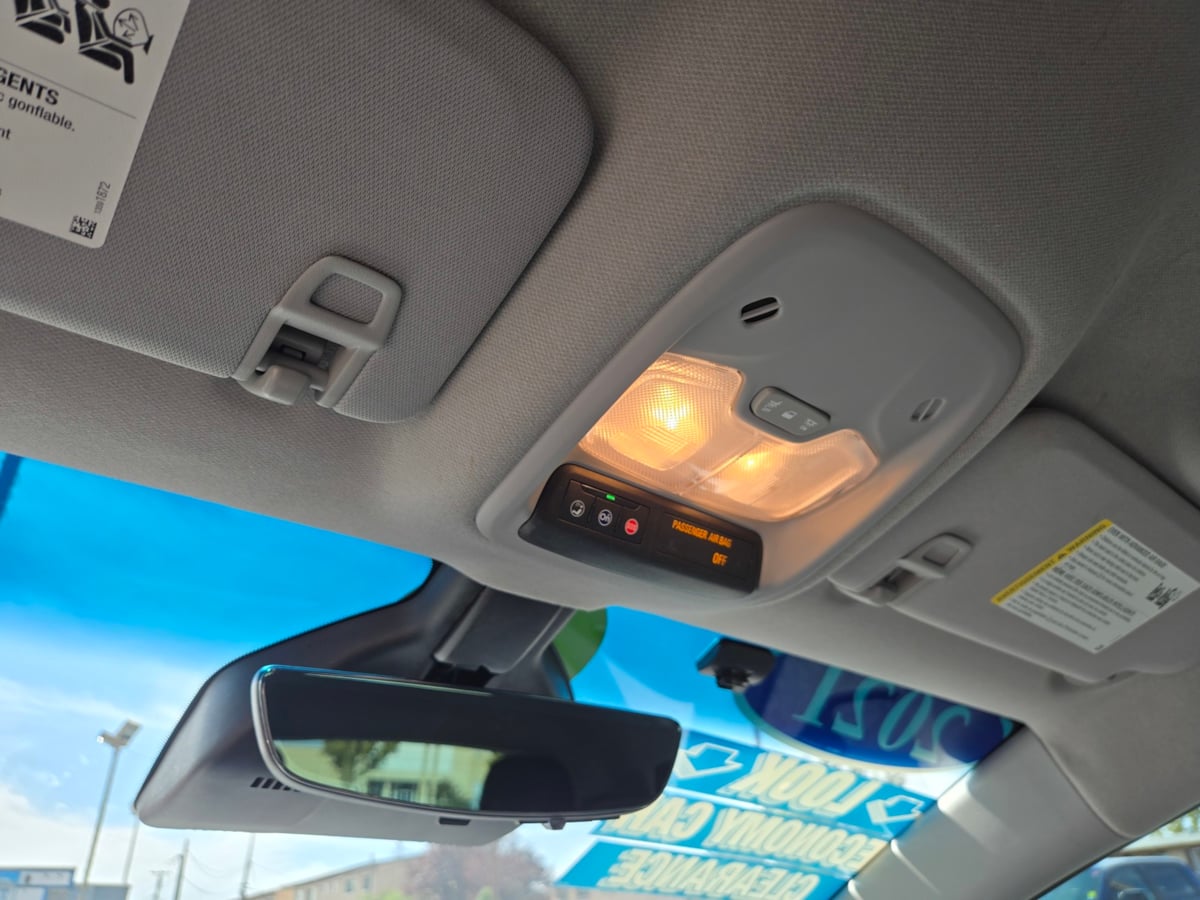 Chevrolet Bolt EV photo 14