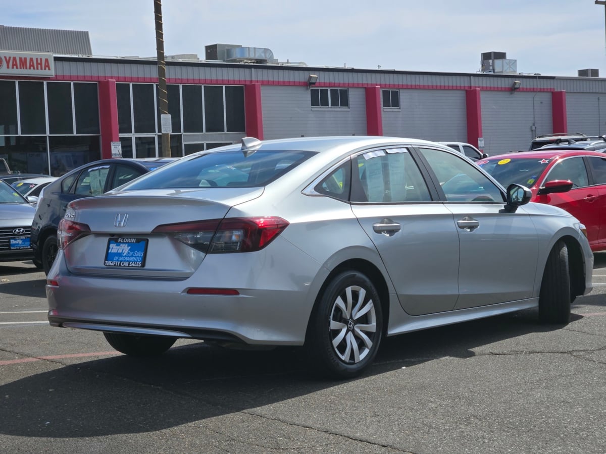Honda Civic photo 5