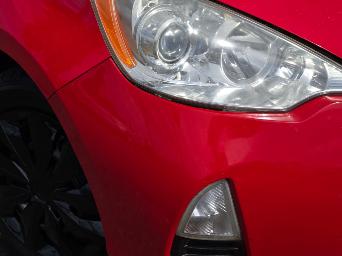 Toyota Prius C photo 3