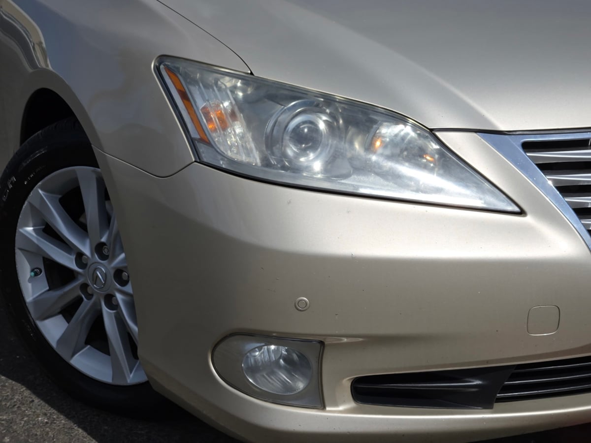 Lexus ES photo 3