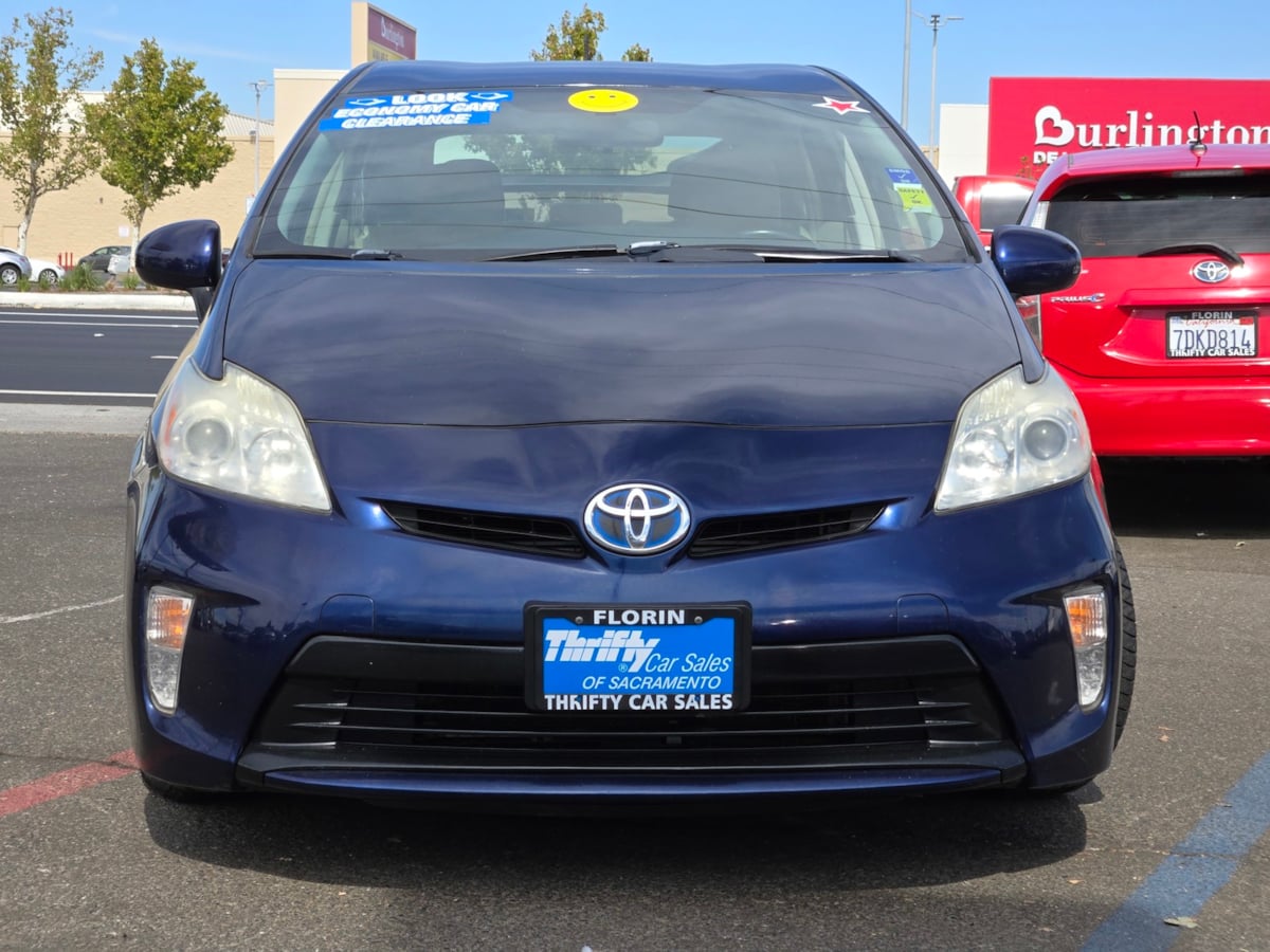 Toyota Prius photo 2