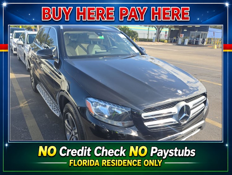 2016 Mercedes-Benz GLC GLC300's photo