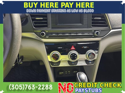 2019 Hyundai Elantra SE - Photo 17