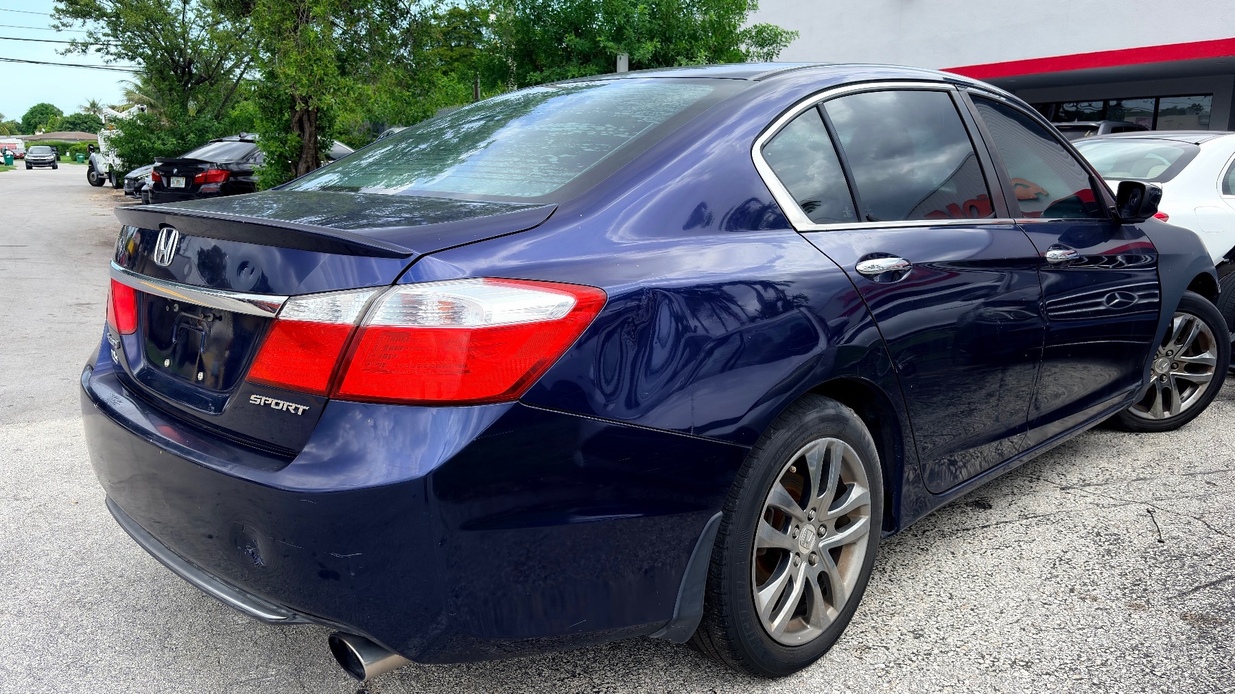 2015 Honda Accord Sport - Photo 2