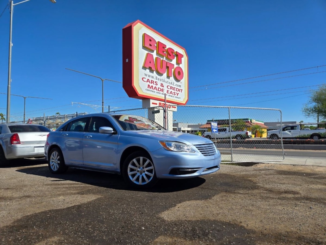 2013 Chrysler 200 Touring