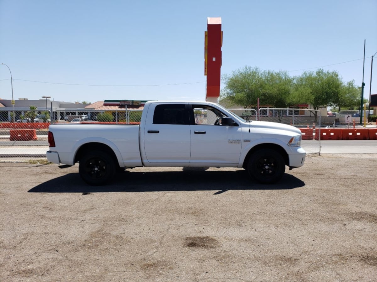 2017 Ram 1500 Outdoorsman photo 4