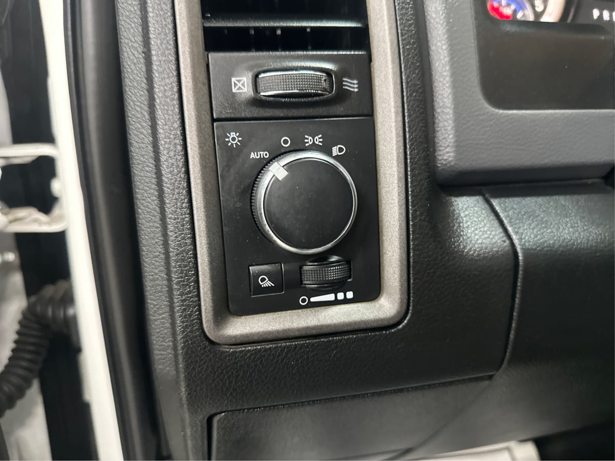 2015 RAM Ram 2500 Pickup Tradesman - Photo 21