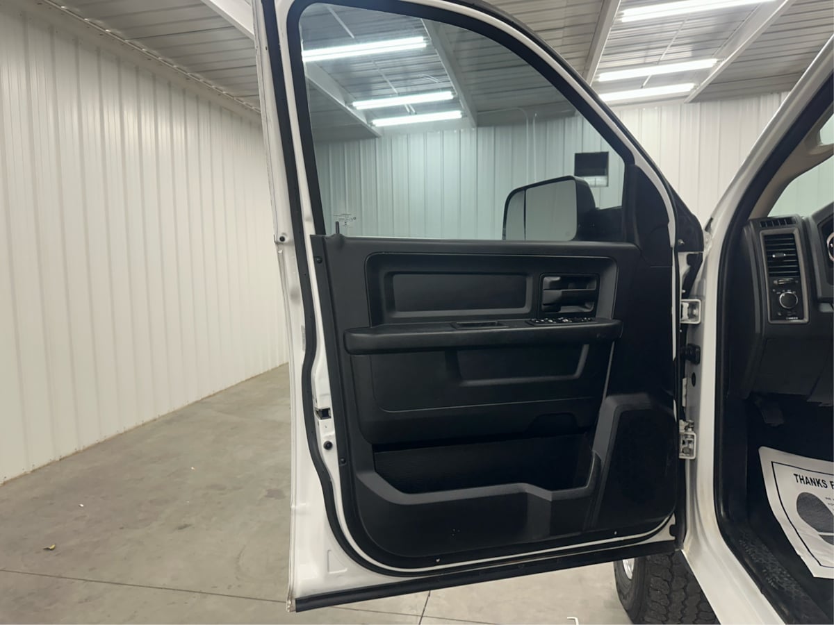 2015 RAM Ram 2500 Pickup Tradesman - Photo 23