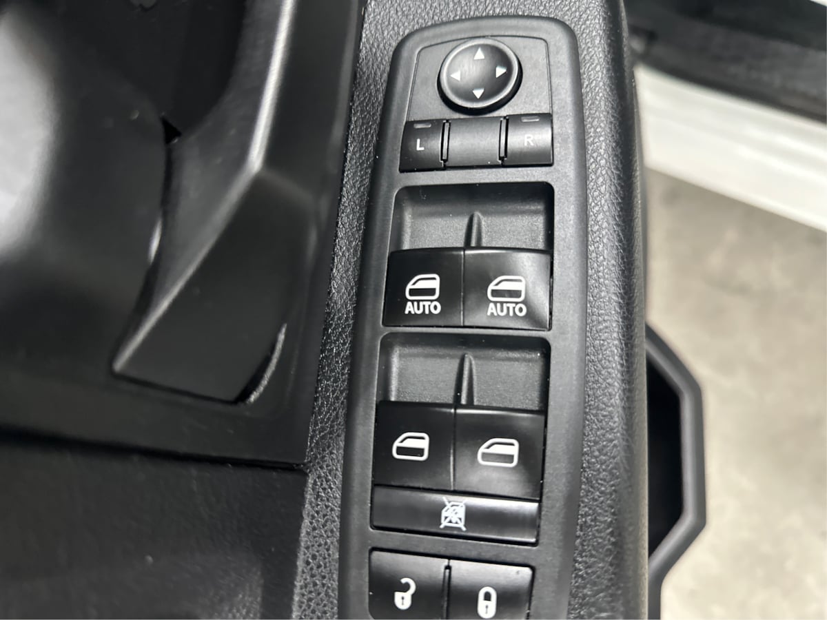 2015 RAM Ram 2500 Pickup Tradesman - Photo 52