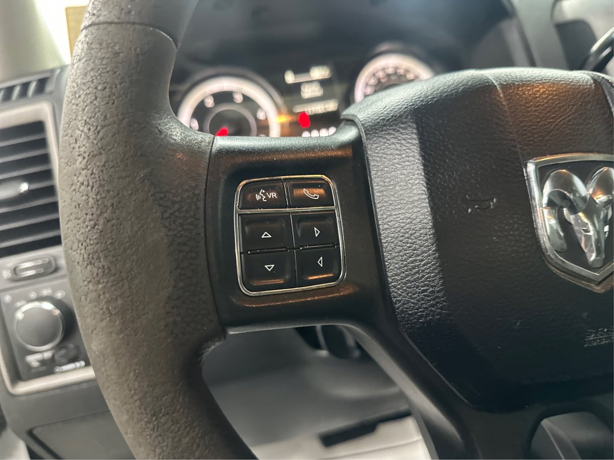 2015 RAM Ram 2500 Pickup Tradesman - Photo 47