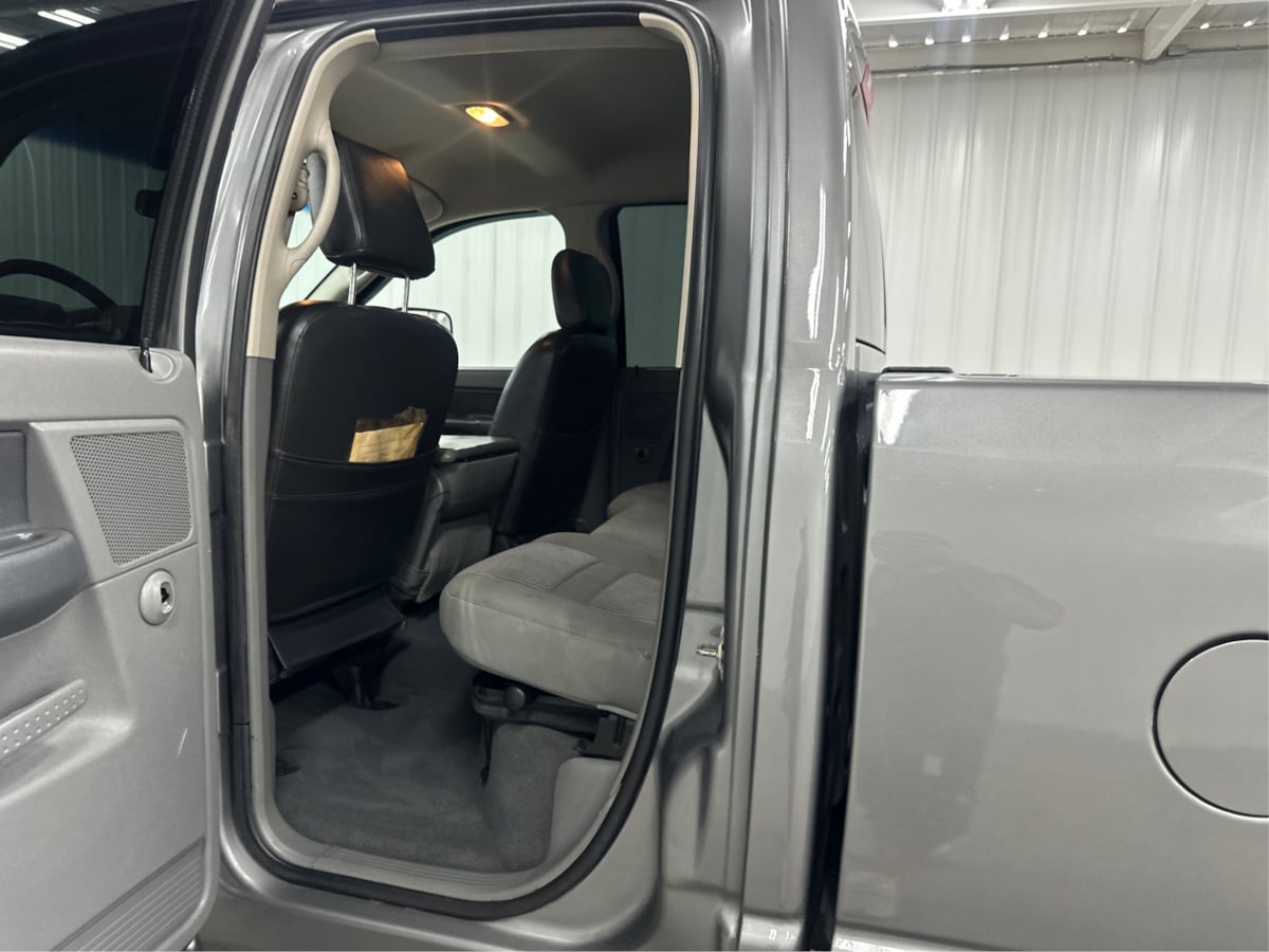 2007 Dodge Ram 2500 Pickup ST - Photo 11